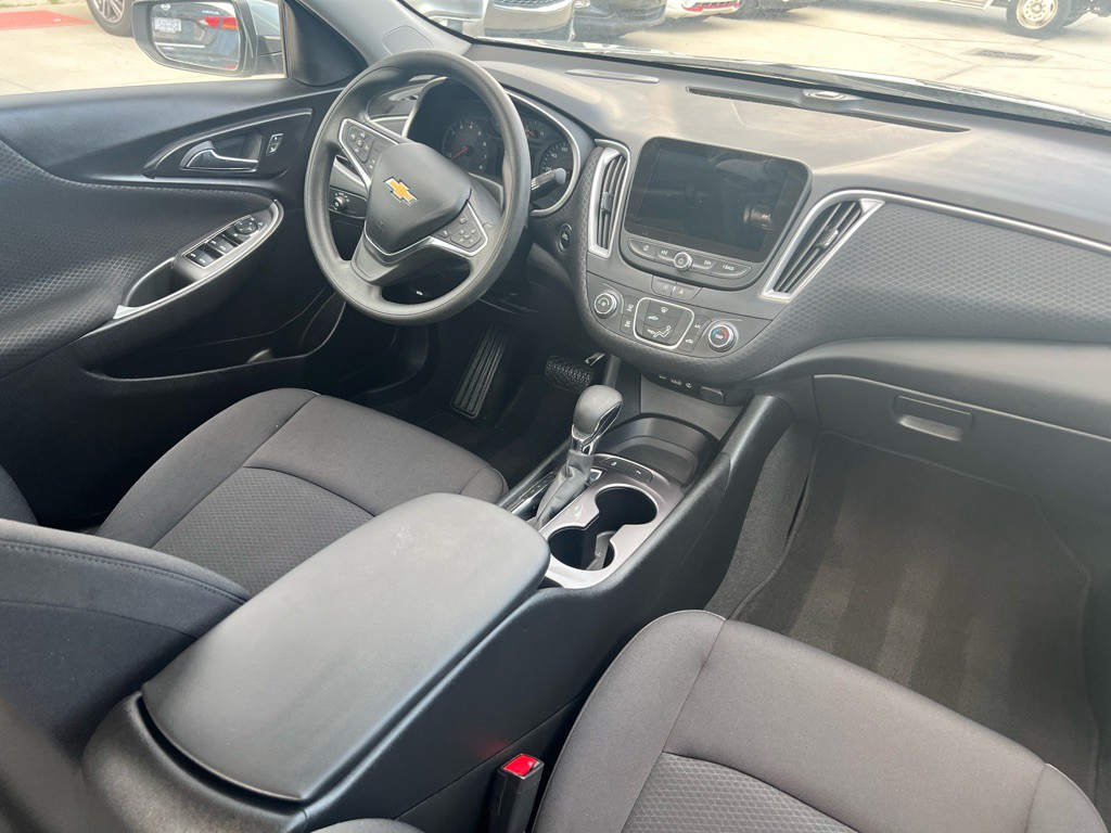 2024 Chevrolet Malibu Image 17