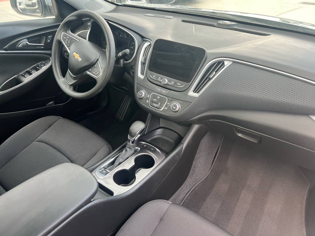 2024 Chevrolet Malibu Image 21