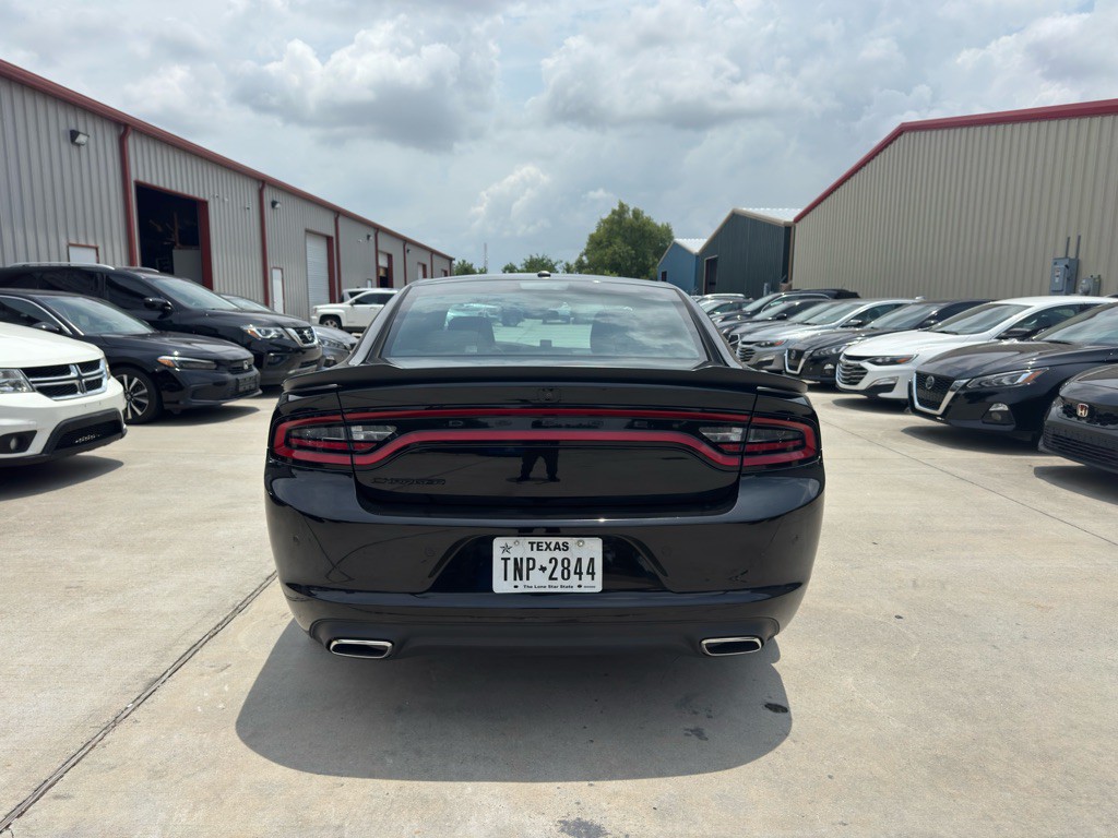 2022 Dodge Charger Image 8