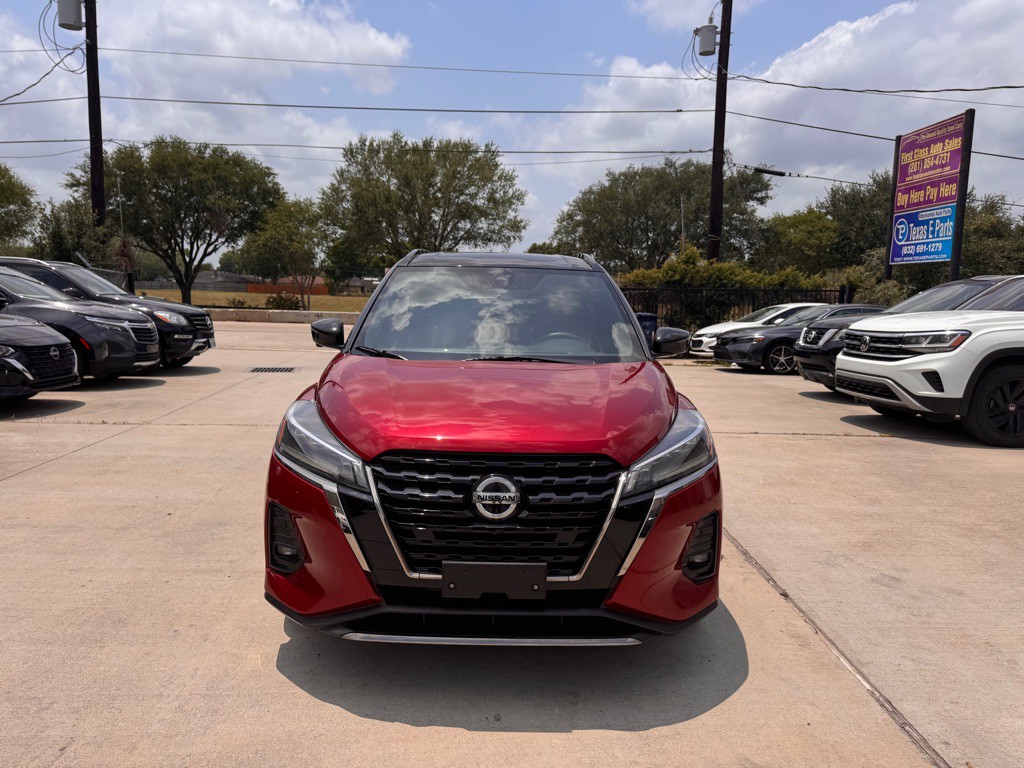 2021 Nissan Kicks Image 3