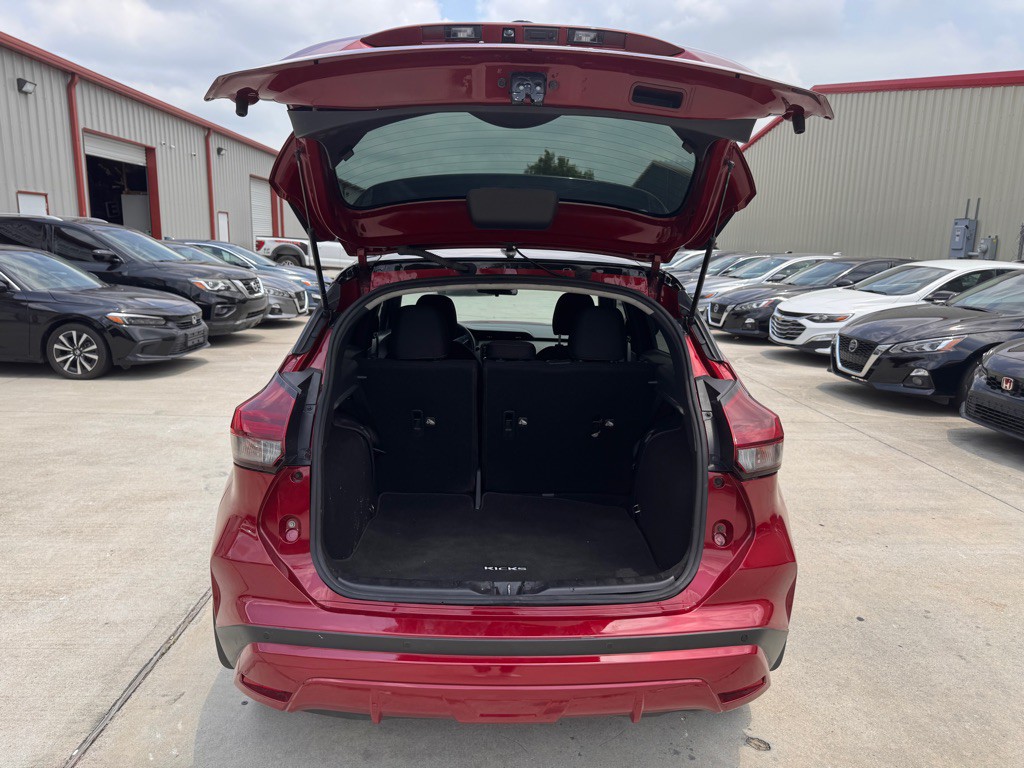 2021 Nissan Kicks Image 16