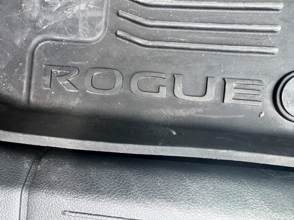 2022 Nissan Rogue Image 15