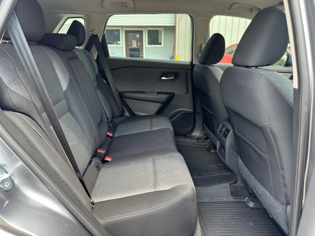 2022 Nissan Rogue Image 18