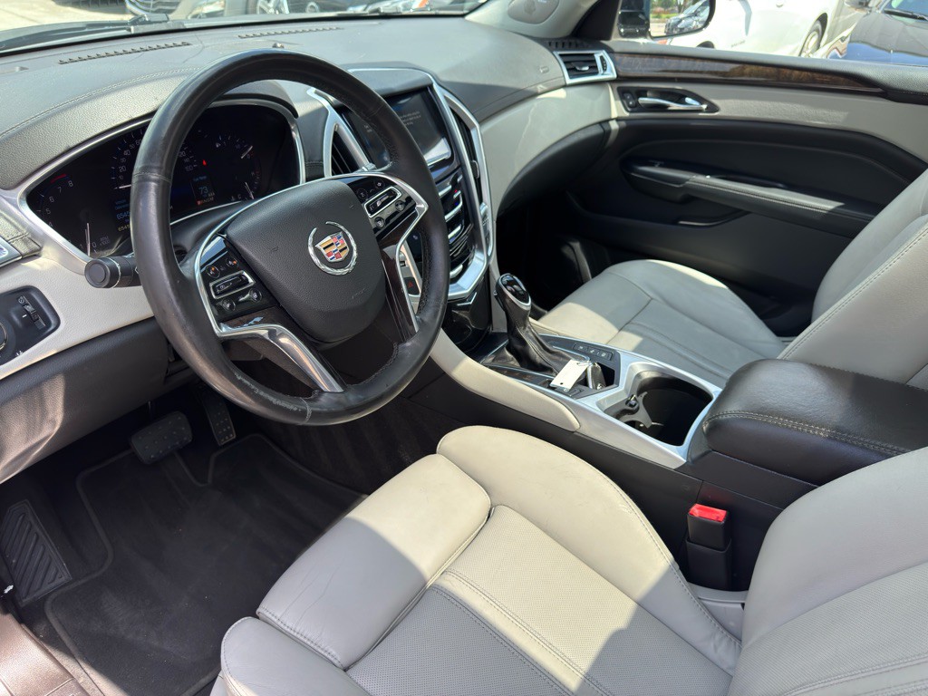 2016 Cadillac SRX Image 16