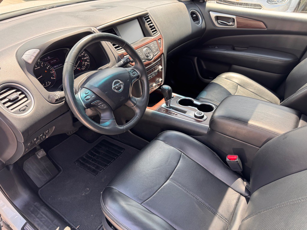2017 Nissan Pathfinder Image 20
