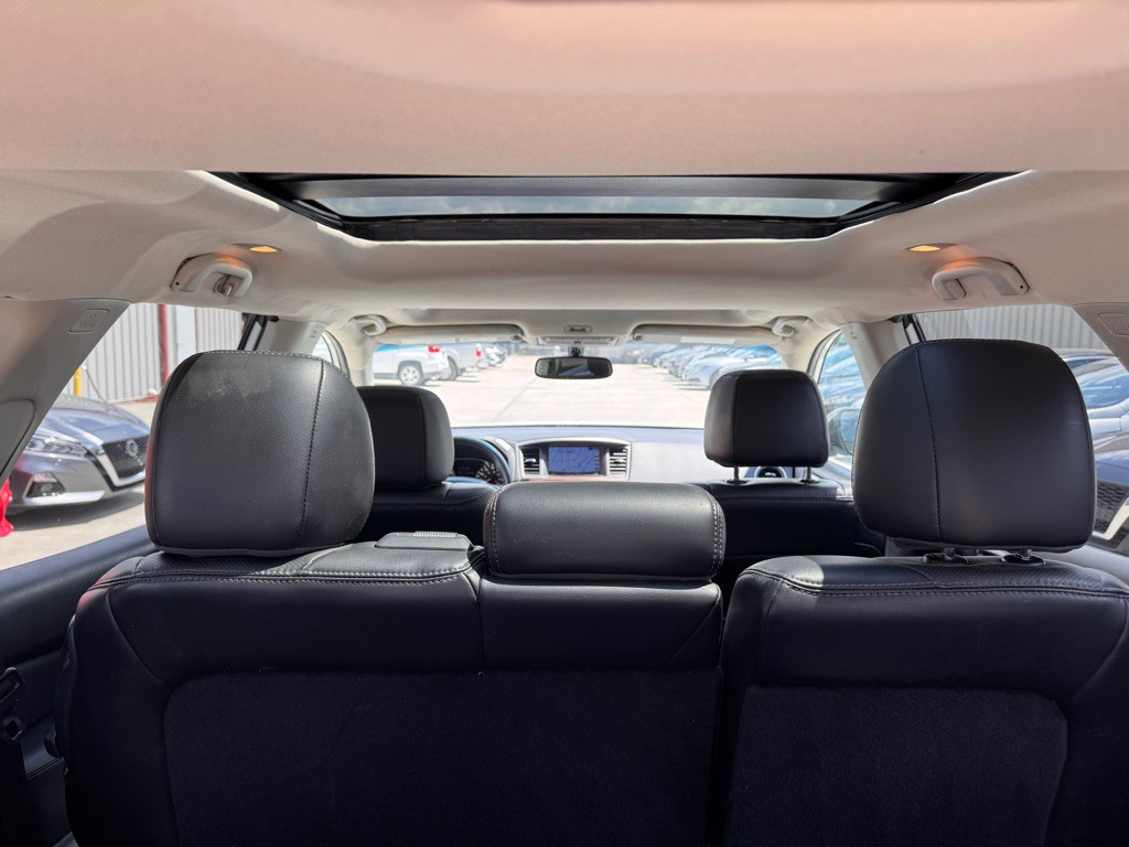 2017 Nissan Pathfinder Image 21