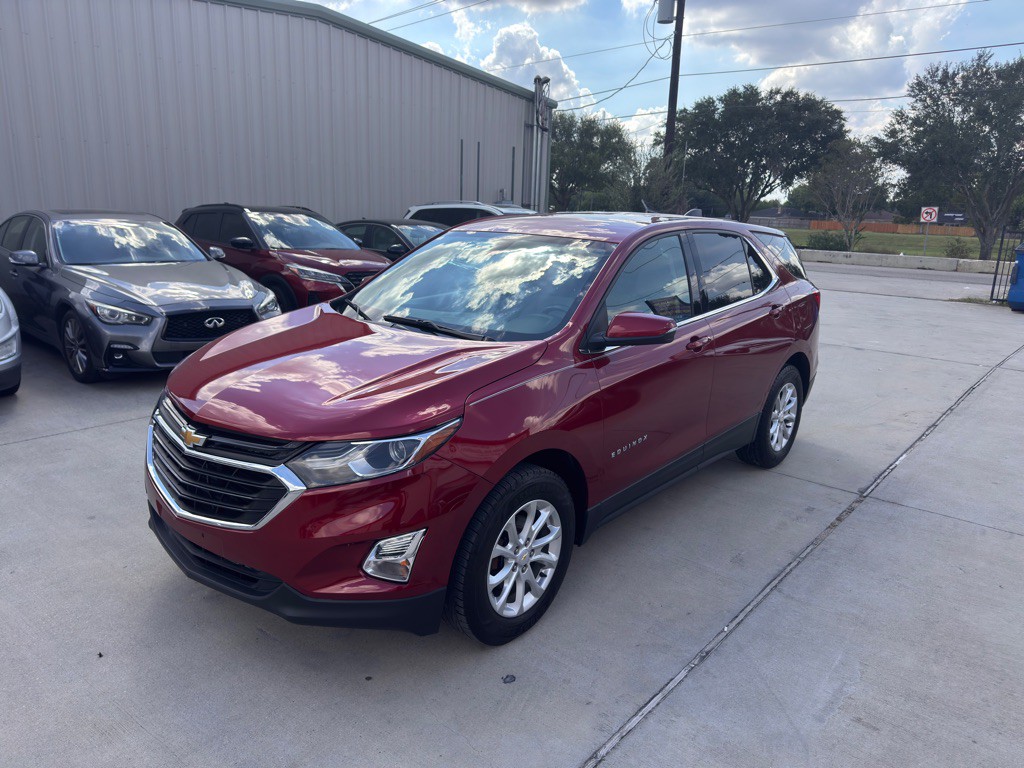 2018 Chevrolet Equinox Image 2
