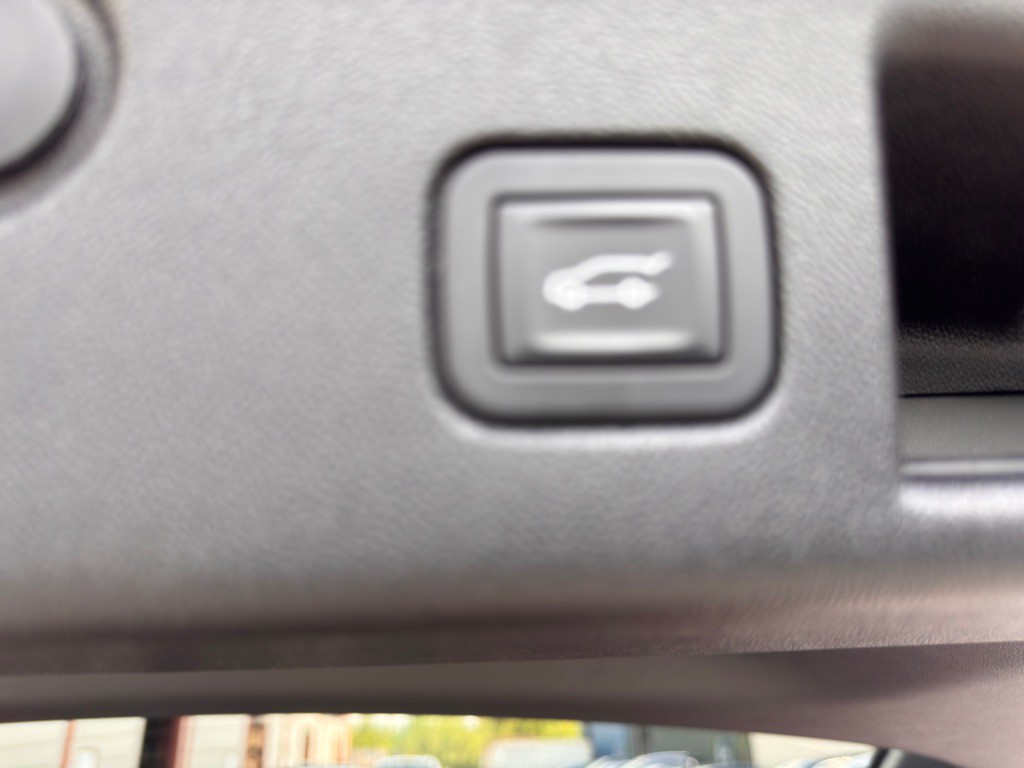 2018 Chevrolet Equinox Image 17