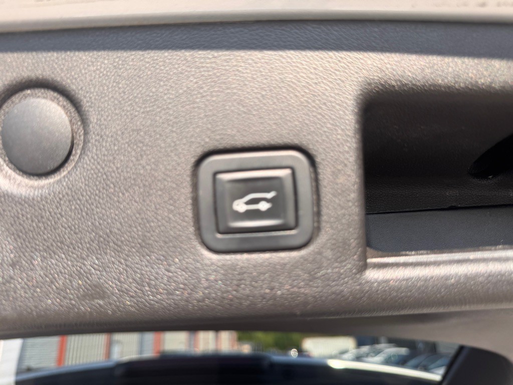 2018 Chevrolet Equinox Image 16