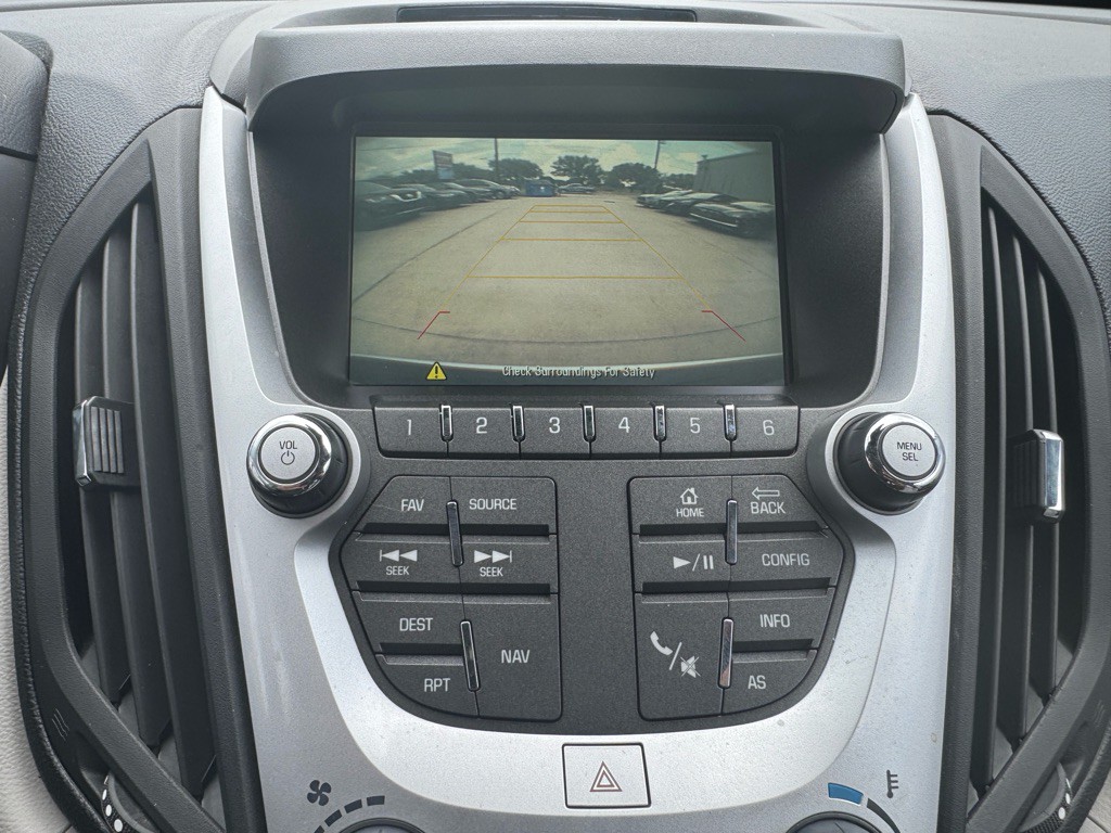 2017 Chevrolet Equinox Image 11