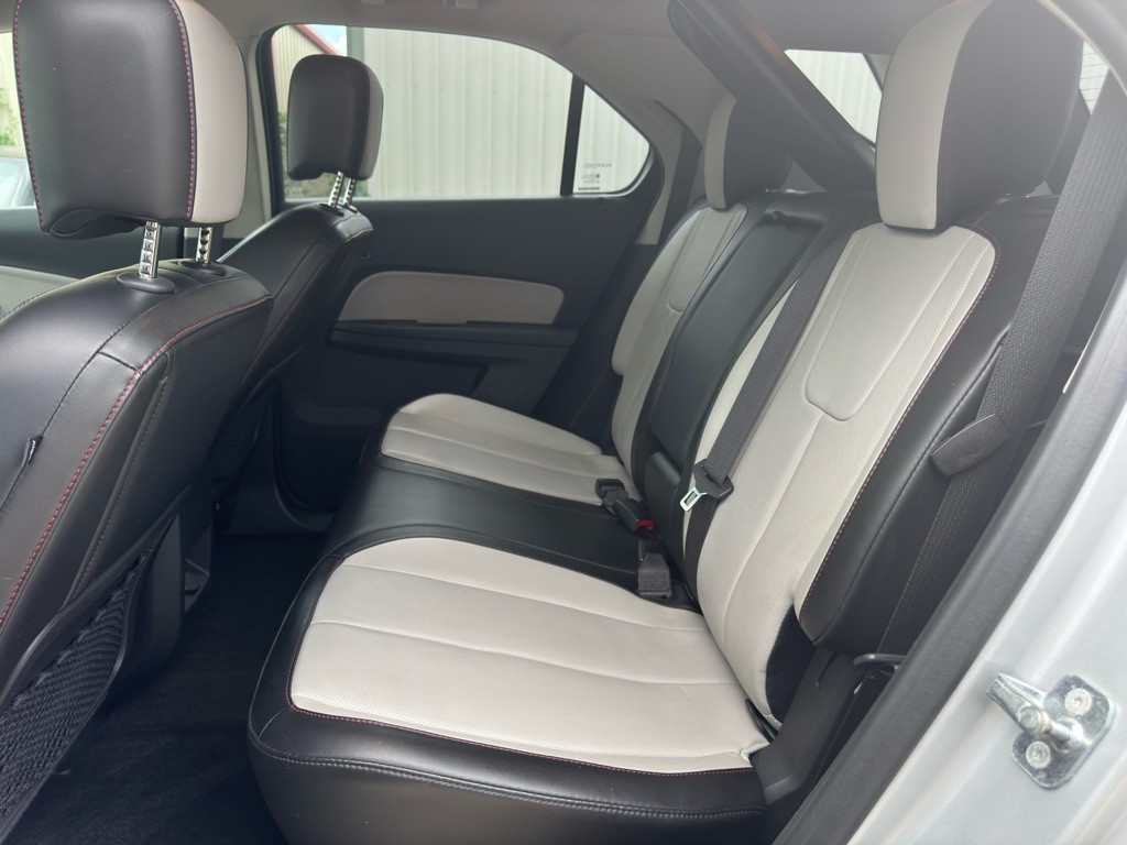2017 Chevrolet Equinox Image 12