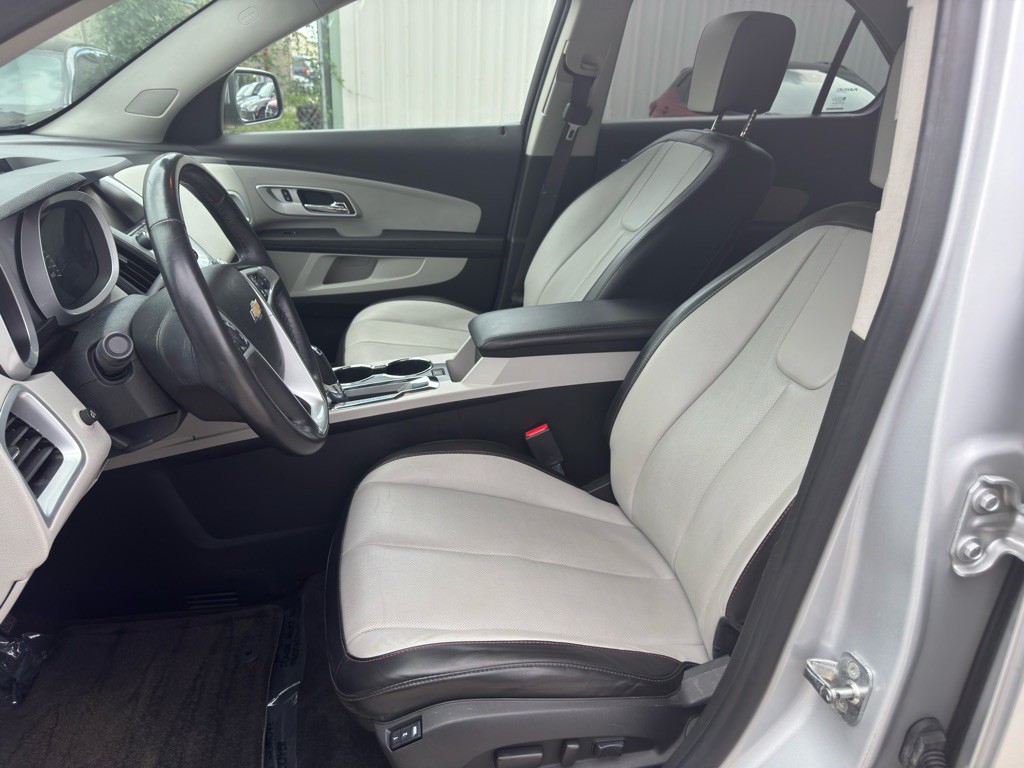 2017 Chevrolet Equinox Image 14
