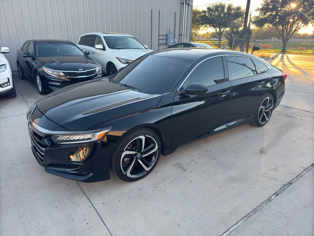 2021 Honda Accord Image 1
