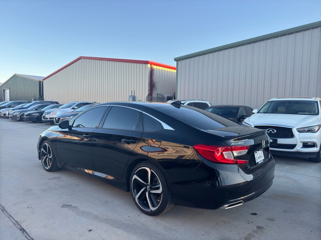 2021 Honda Accord Image 8