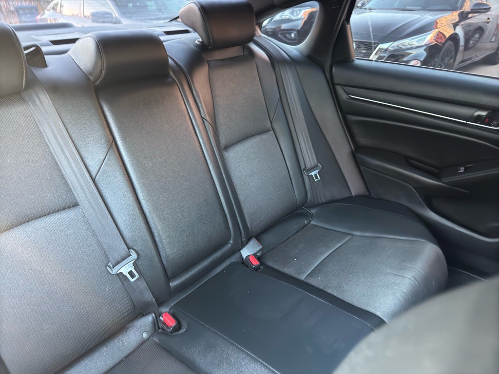 2021 Honda Accord Image 21
