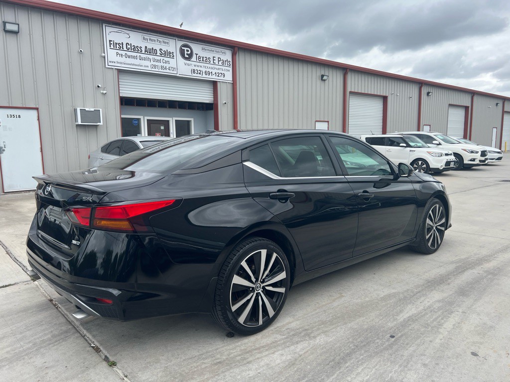 2019 Nissan Altima Image 3