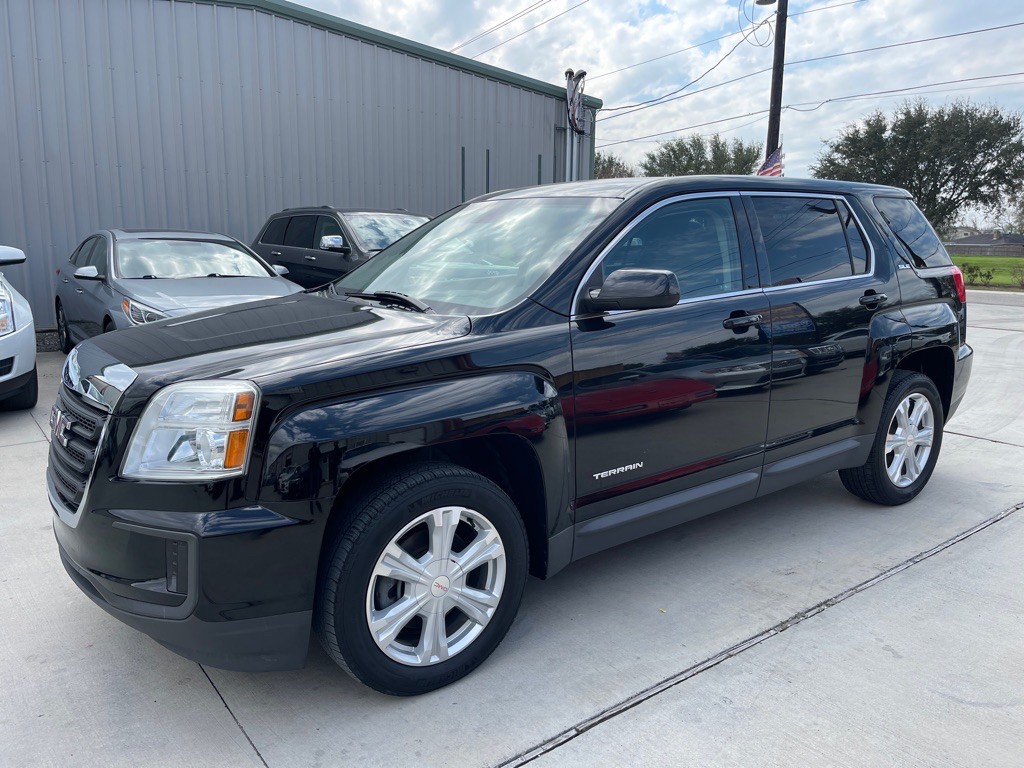 2017 GMC Terrain Image 1