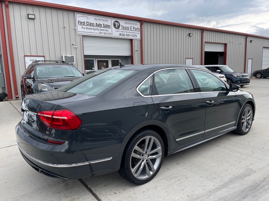 2016 Volkswagen Passat Image 6
