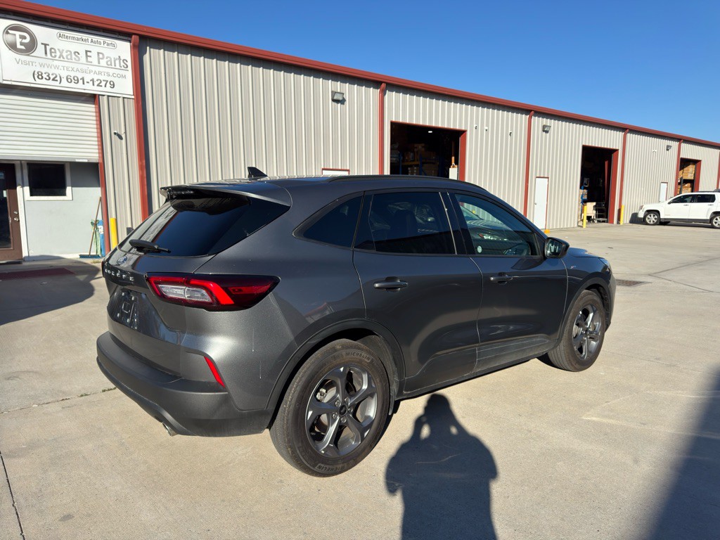 2025 Ford Escape Image 6