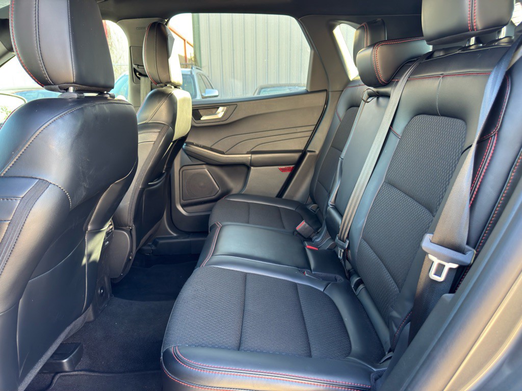 2025 Ford Escape Image 11
