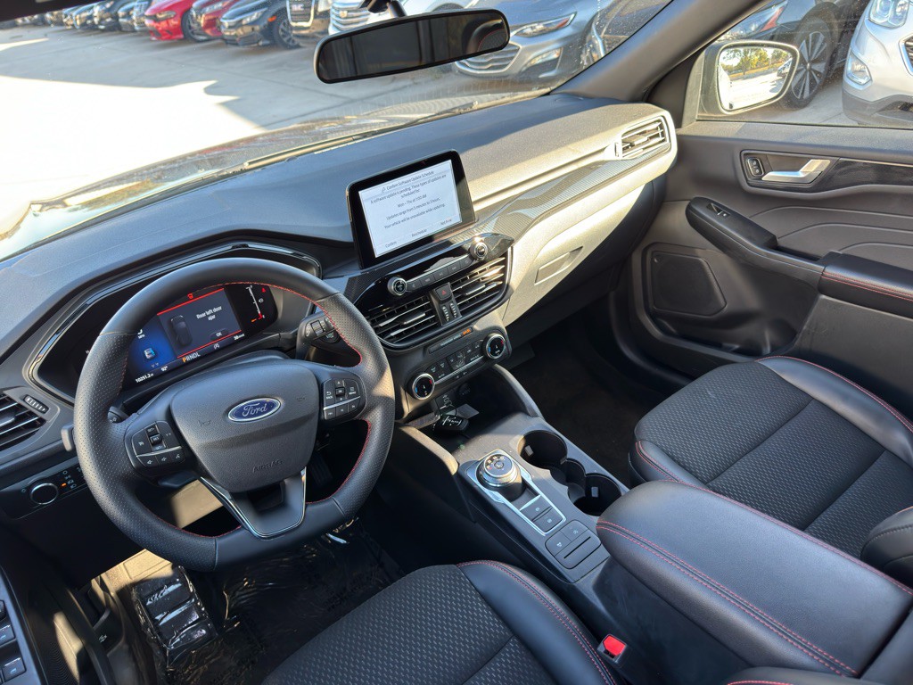 2025 Ford Escape Image 12