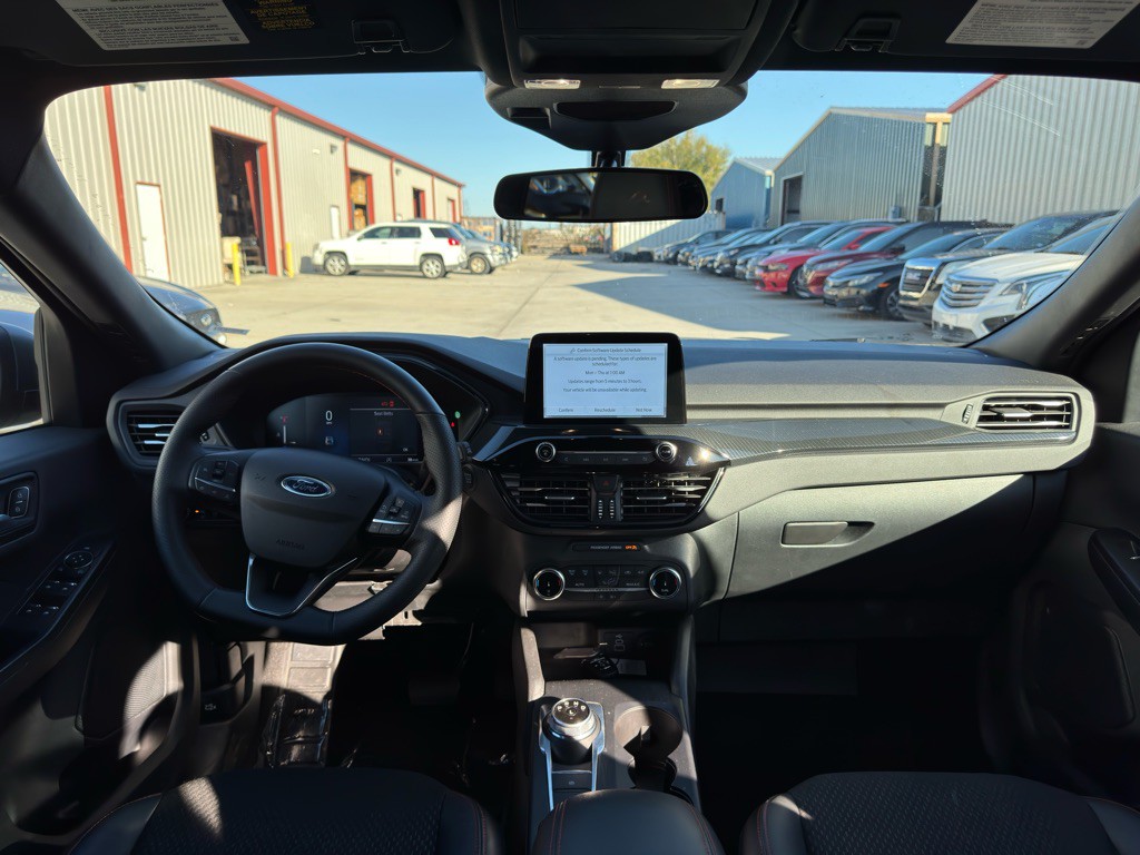 2025 Ford Escape Image 16