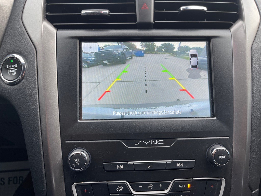 2020 Ford Fusion Image 9