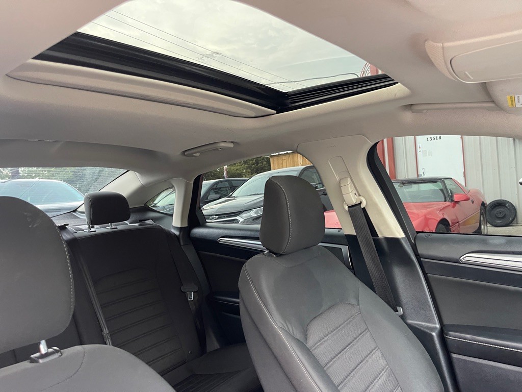 2020 Ford Fusion Image 23