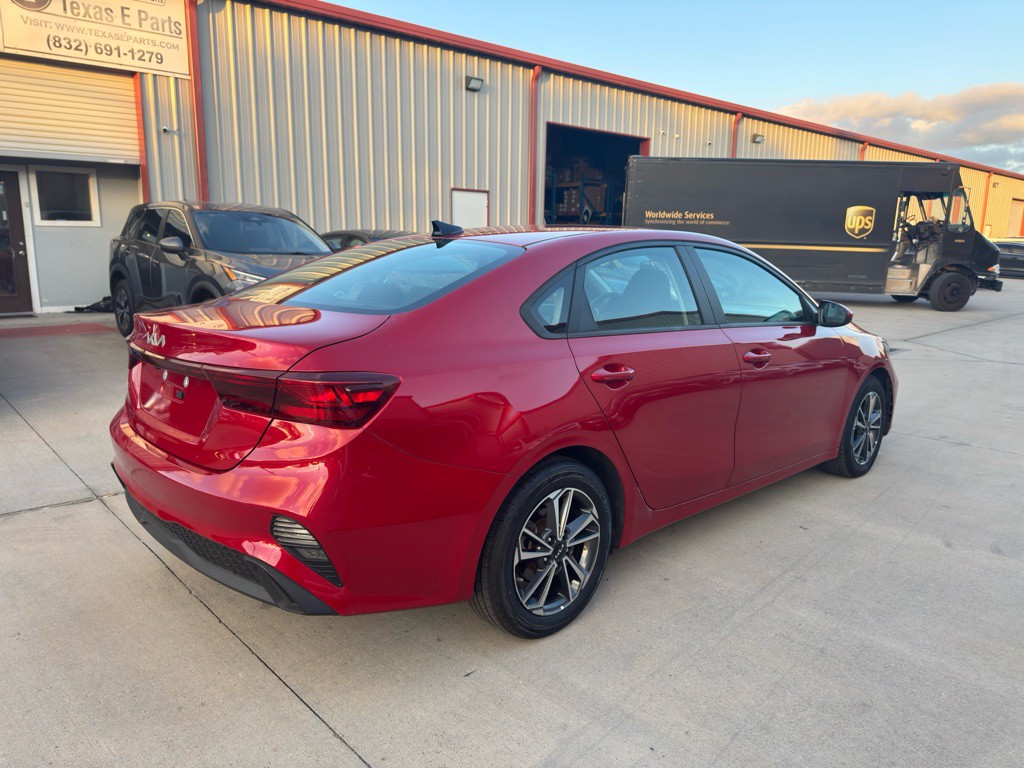 2022 Kia Forte Image 6