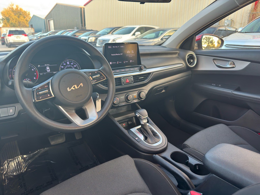 2022 Kia Forte Image 12