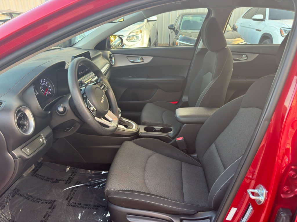 2022 Kia Forte Image 13