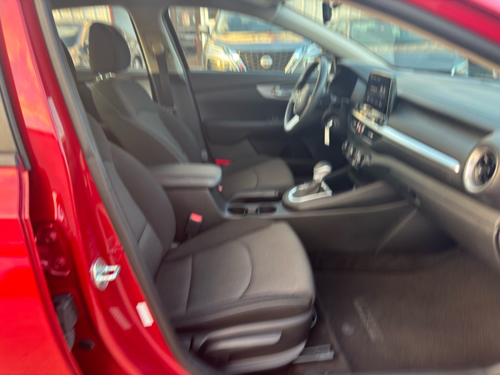 2022 Kia Forte Image 17