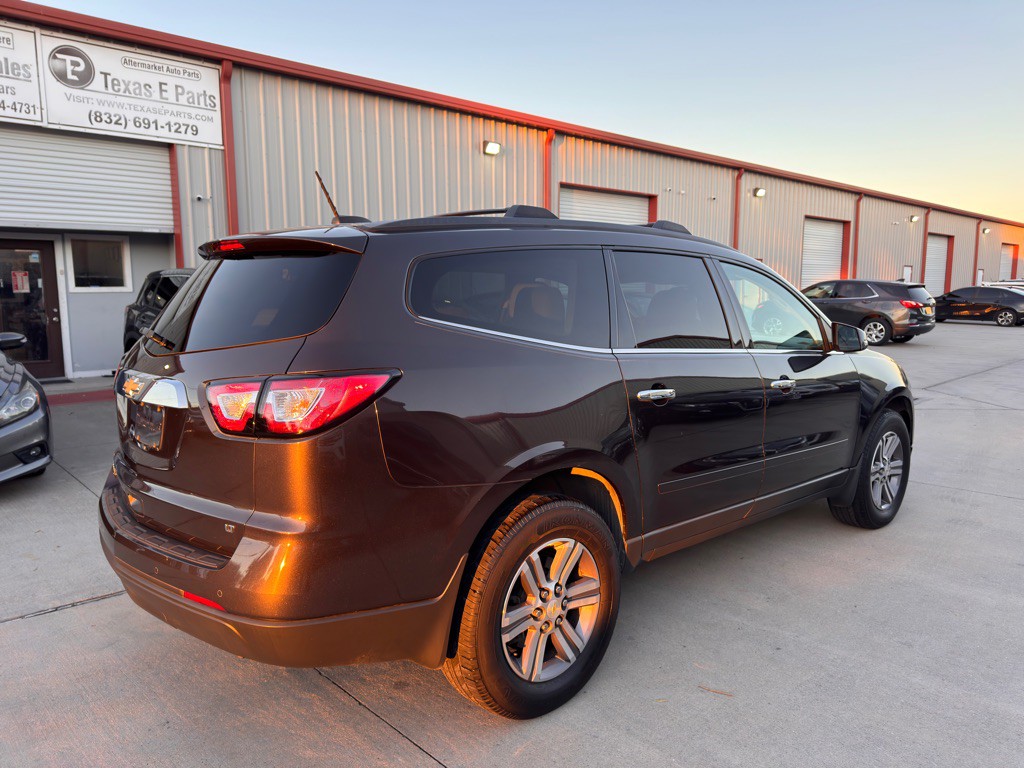2017 Chevrolet Traverse Image 6