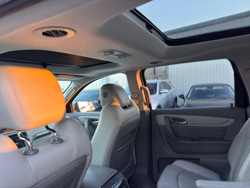 2017 Chevrolet Traverse Image 14