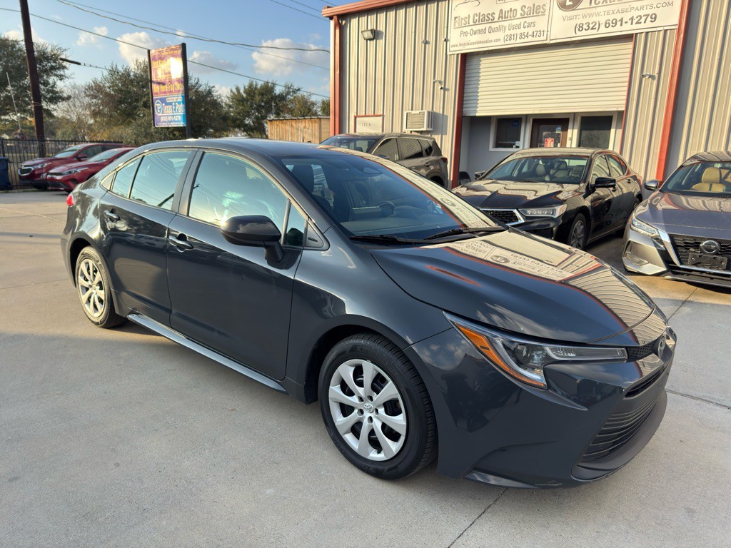 2023 Toyota Corolla Image 4