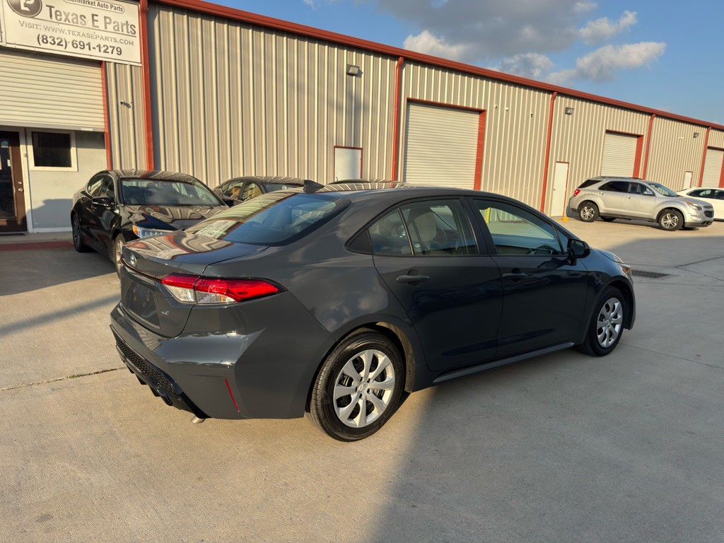 2023 Toyota Corolla Image 6