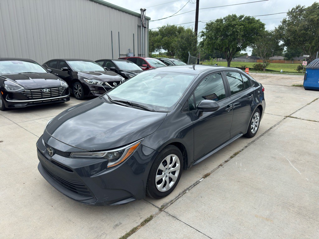 2023 Toyota Corolla Image 2