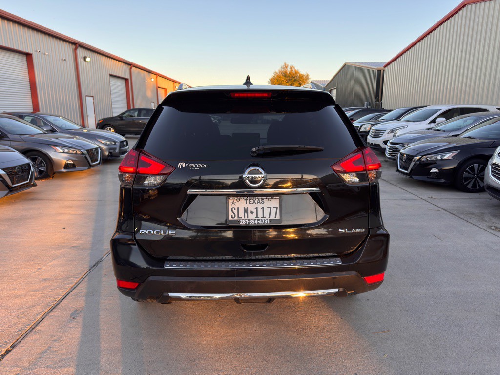 2018 Nissan Rogue Image 7