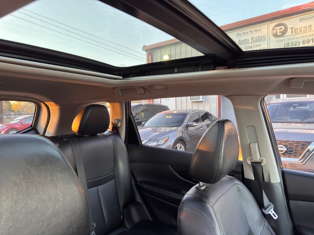 2018 Nissan Rogue Image 22