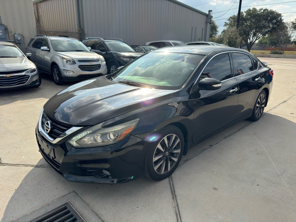 2016 Nissan Altima Image 2