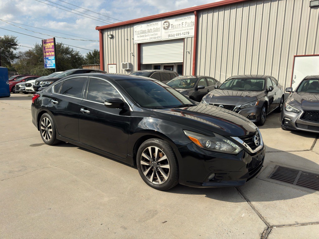 2016 Nissan Altima Image 4