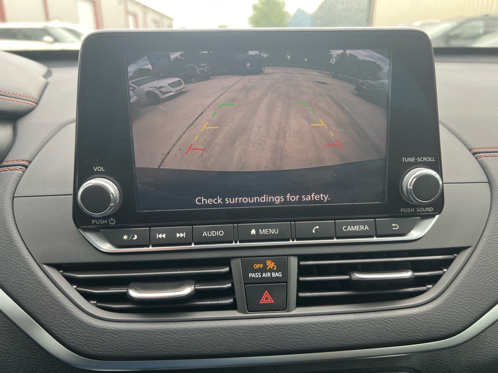 2019 Nissan Altima Image 6