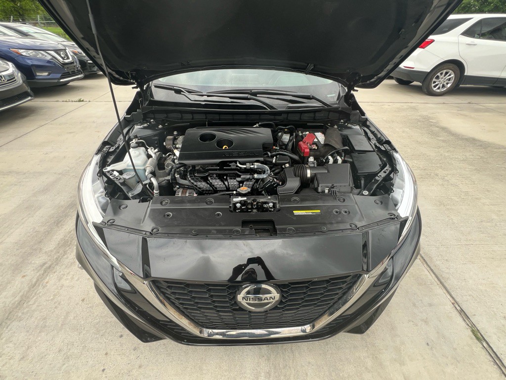 2019 Nissan Altima Image 18