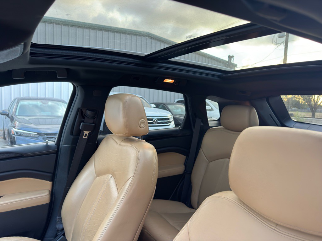 2016 Cadillac SRX Image 14