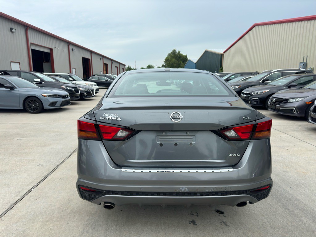 2020 Nissan Altima Image 7