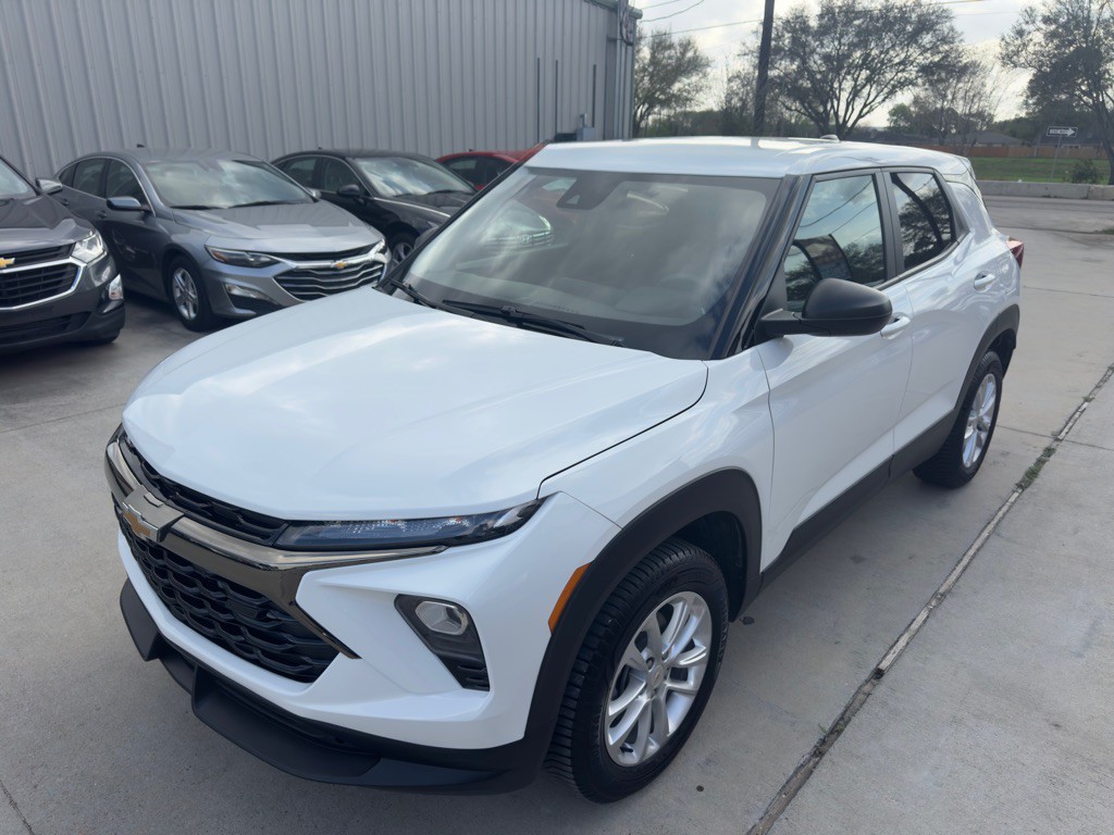 2024 Chevrolet Trailblazer Image 2