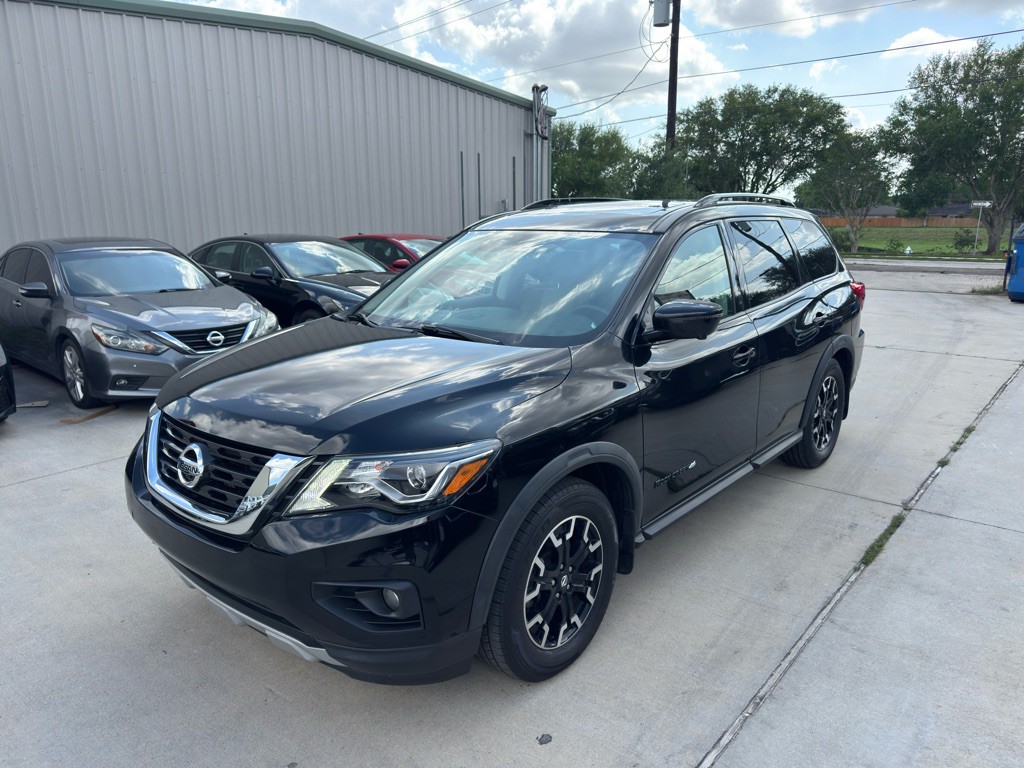 2020 Nissan Pathfinder Image 2