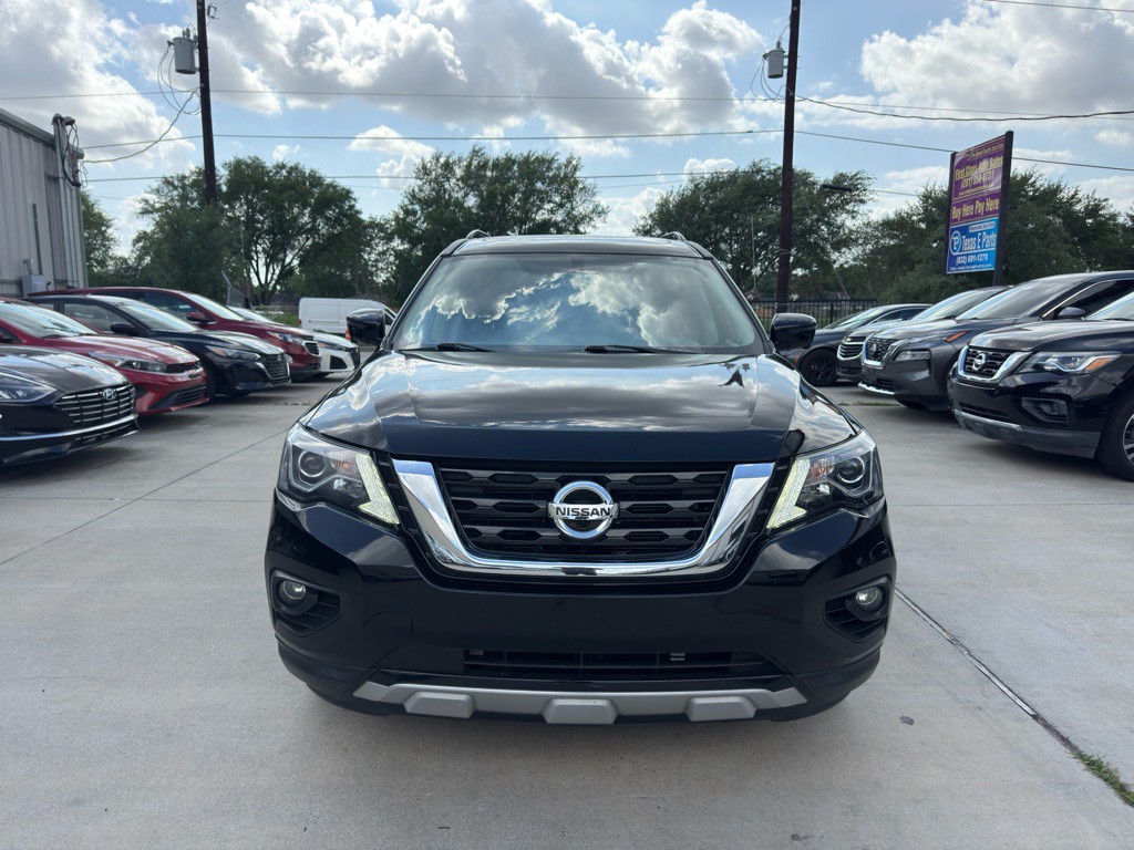 2020 Nissan Pathfinder Image 3