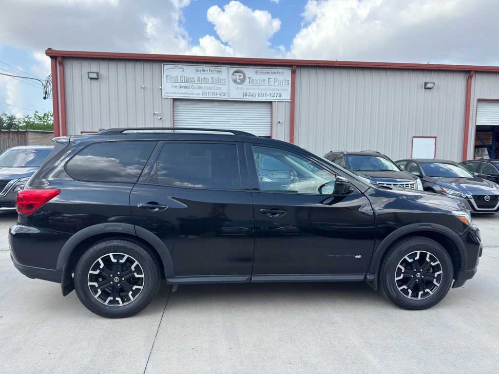 2020 Nissan Pathfinder Image 5