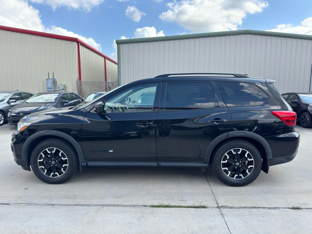 2020 Nissan Pathfinder Image 10